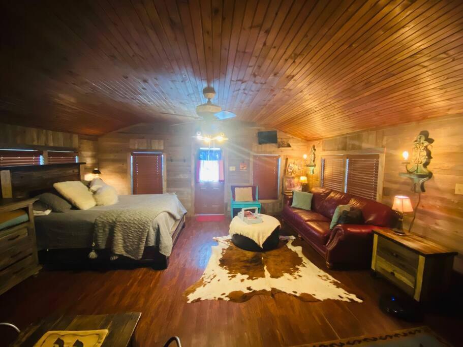 8Th St. Cowboy Haus I Biker Friendly I River Bandera Luaran gambar