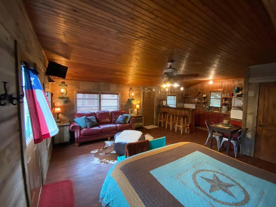 8Th St. Cowboy Haus I Biker Friendly I River Bandera Luaran gambar